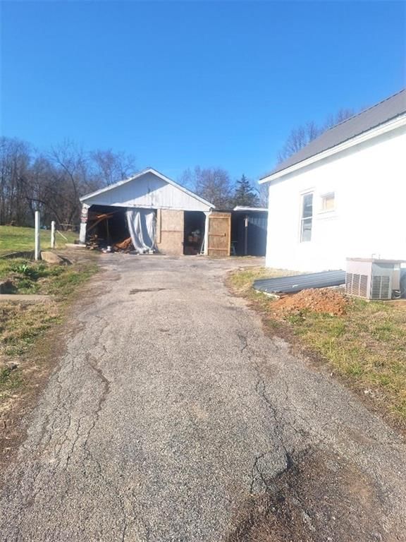 406 E Osage Street, Plattsburg, MO