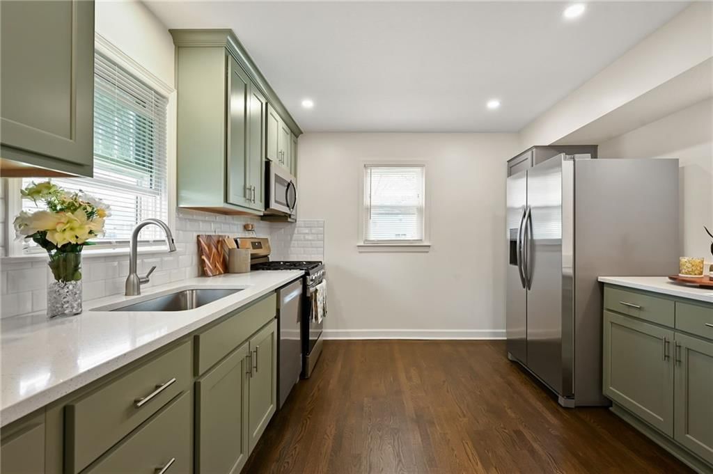 8301 Highland Avenue — photo 15