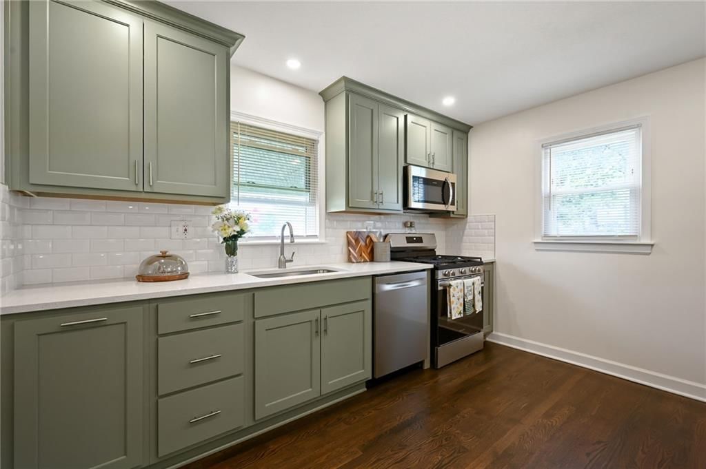 8301 Highland Avenue — photo 16