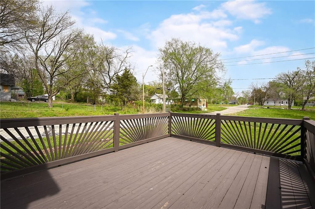 8301 Highland Avenue — photo 26