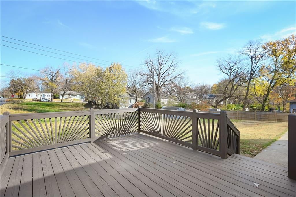 8301 Highland Avenue — photo 28