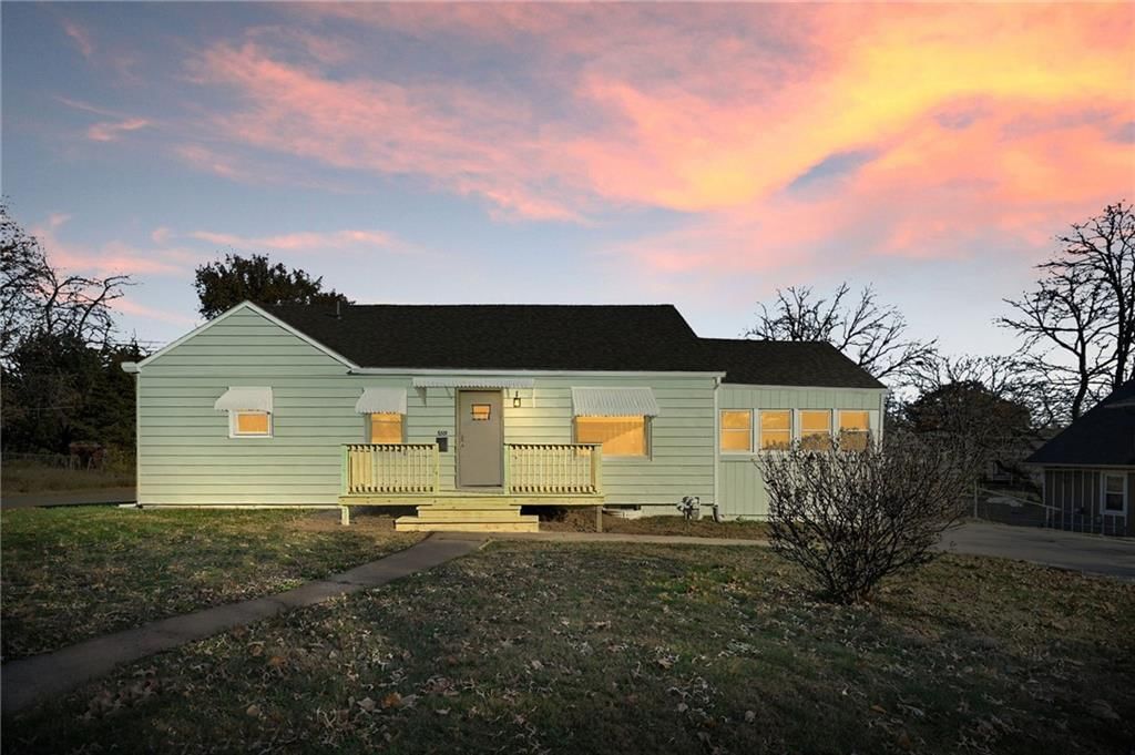 8301 Highland Avenue — photo 32