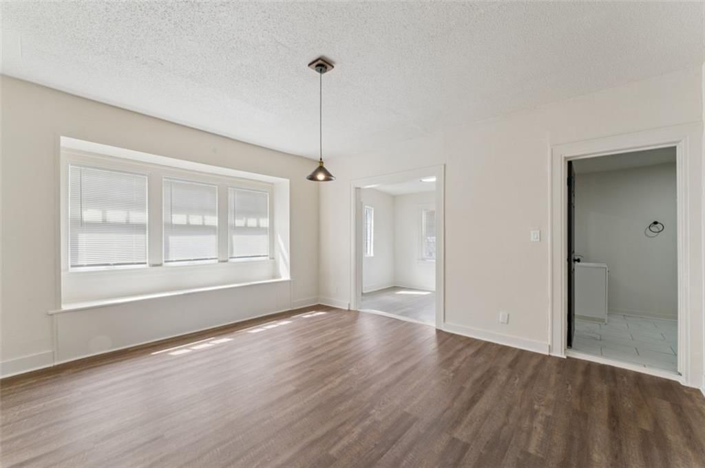 6046 Swope Parkway — photo 11