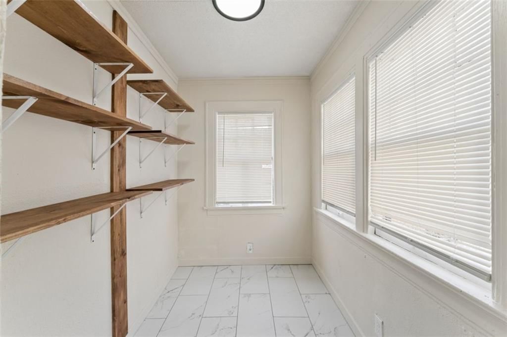 6046 Swope Parkway — photo 24