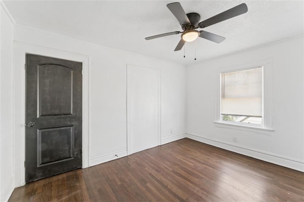 6046 Swope Parkway — photo 35