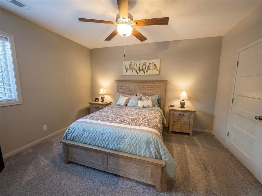 1100 SW Heather Drive — photo 21