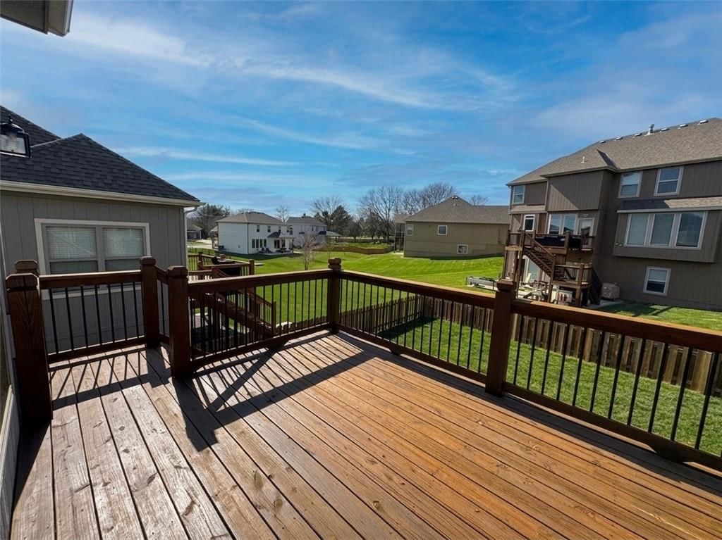 1100 SW Heather Drive — photo 23