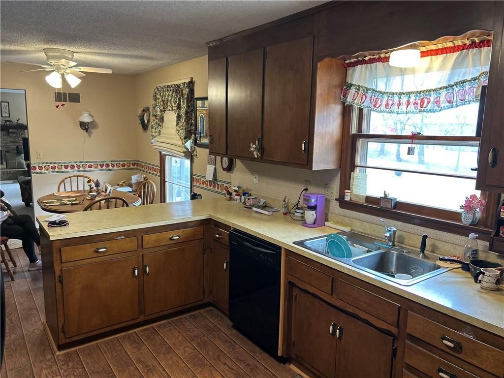 835 N 1710 Road — photo 33