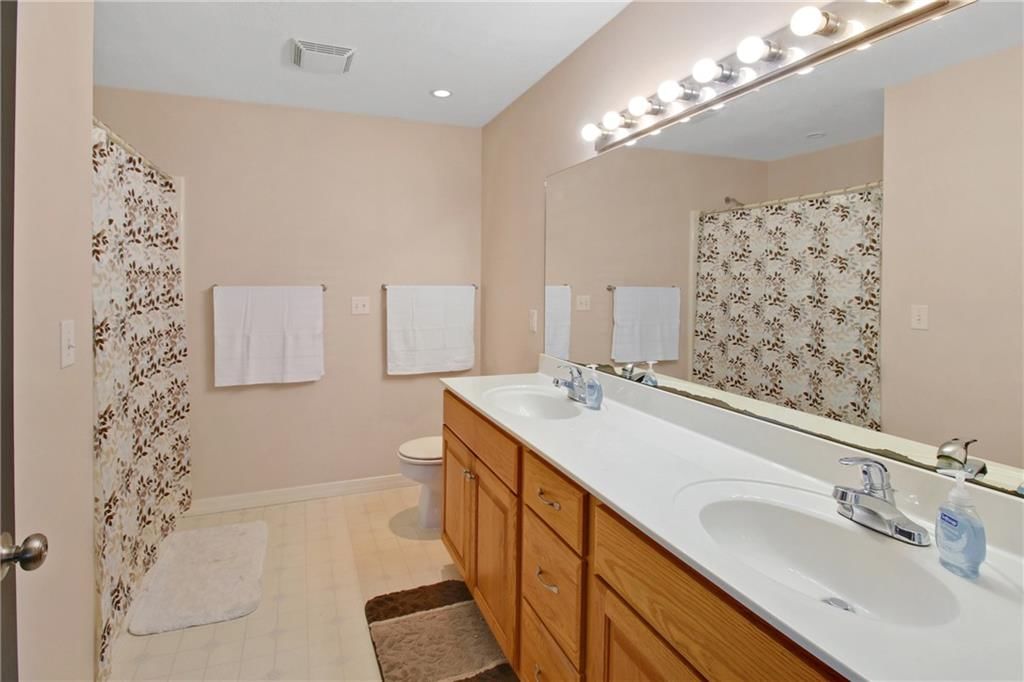 3304 Hughes Avenue — photo 11