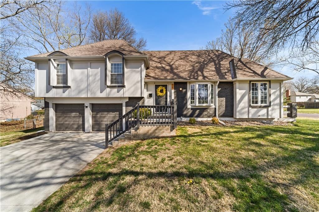 9745 Craig Drive — photo 2