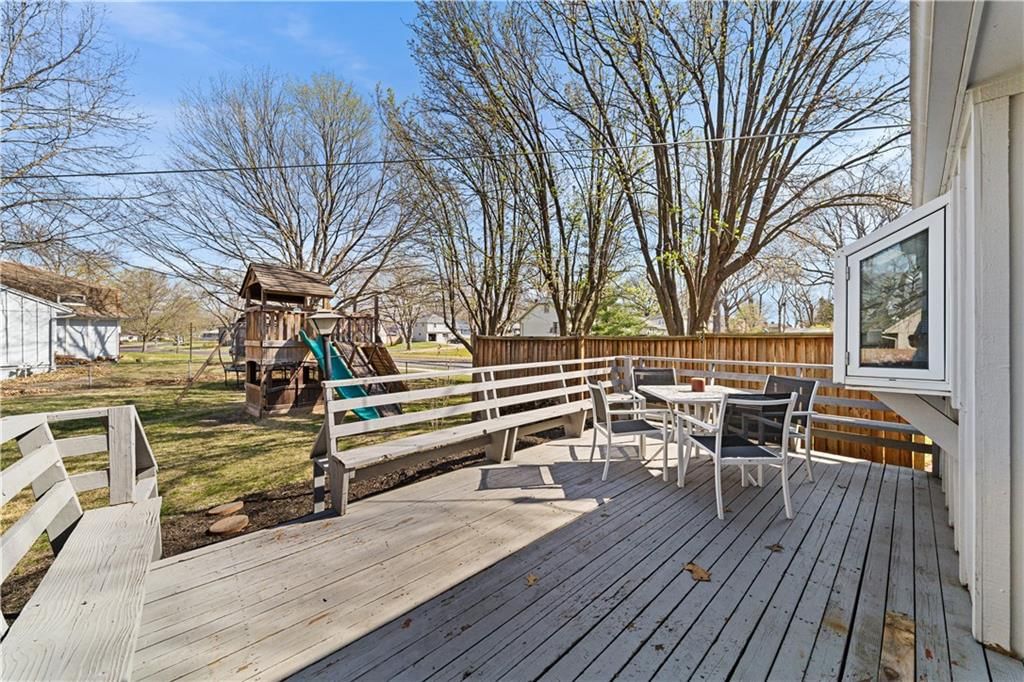 9745 Craig Drive — photo 31