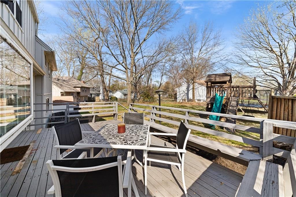 9745 Craig Drive — photo 32