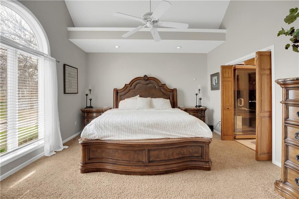110 Deerfield Drive — photo 14