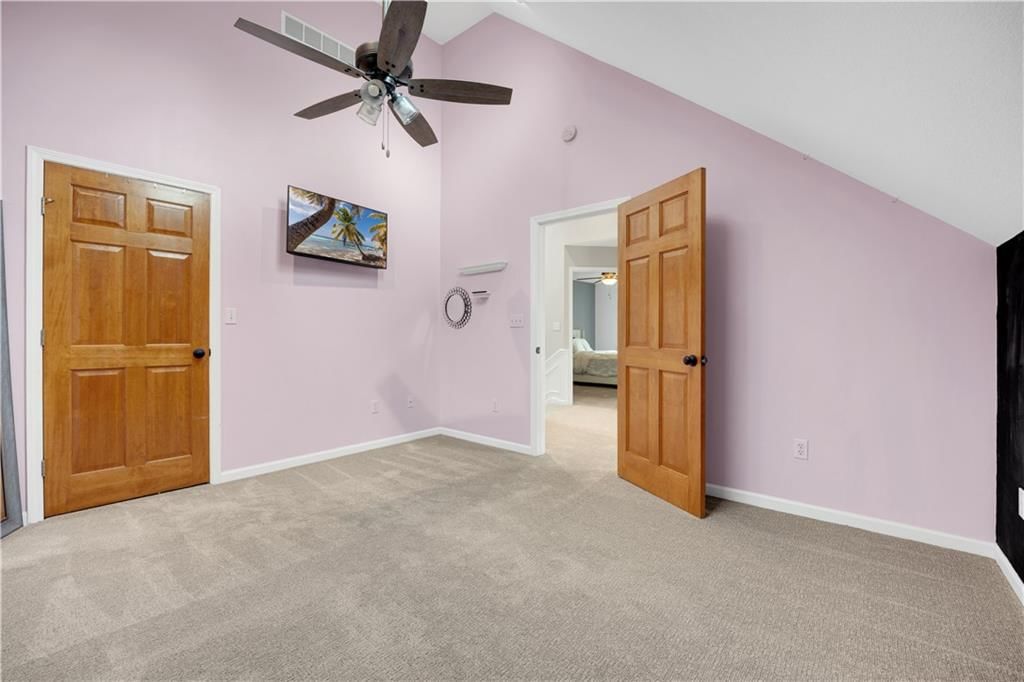 110 Deerfield Drive — photo 25