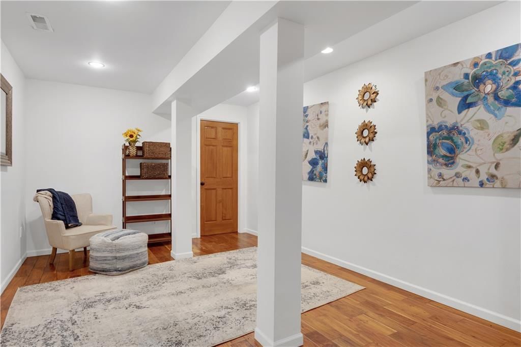 110 Deerfield Drive — photo 29