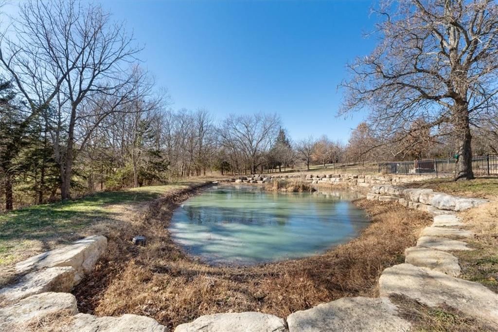 28098 Overbrook Road — photo 5