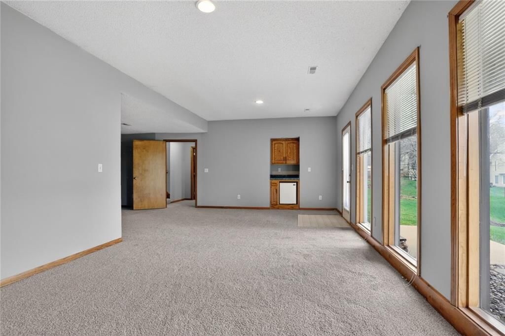 7412 N Prospect Avenue — photo 23