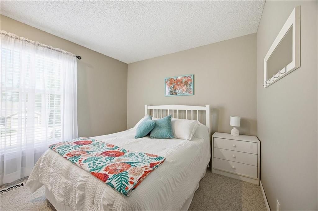 7805 W 114 Terrace — photo 17