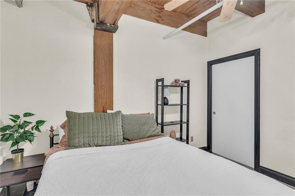 308 W 8th Street — photo 19