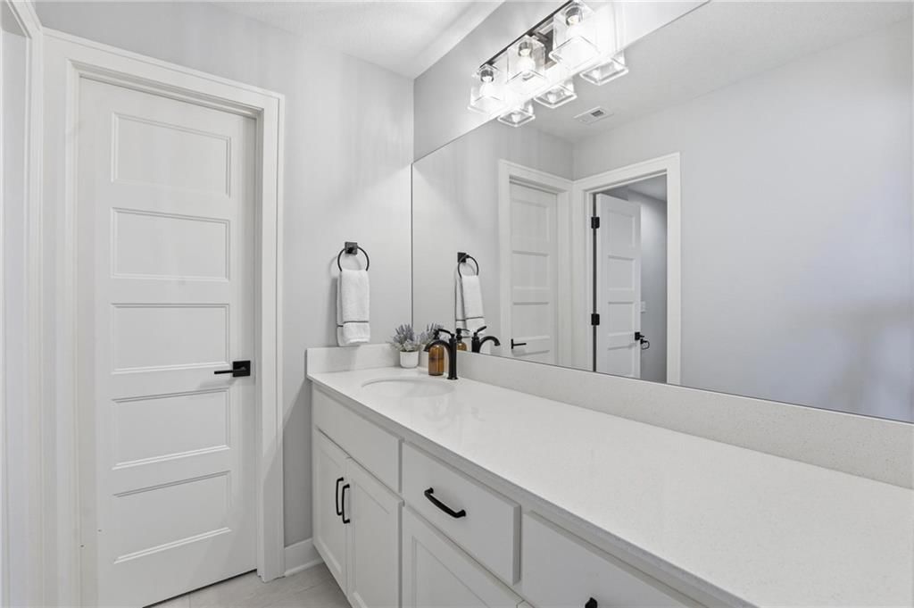 13475 Terrace Park Drive — photo 47