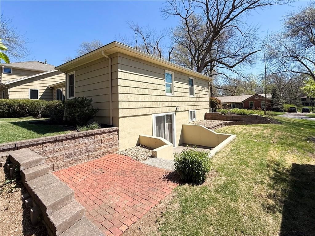 9728 High Drive — photo 37