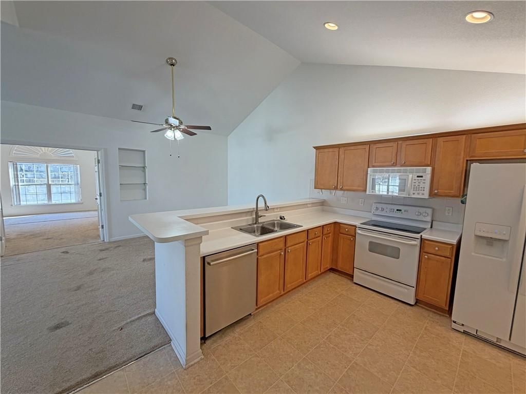 823 NE Devon Drive — photo 7