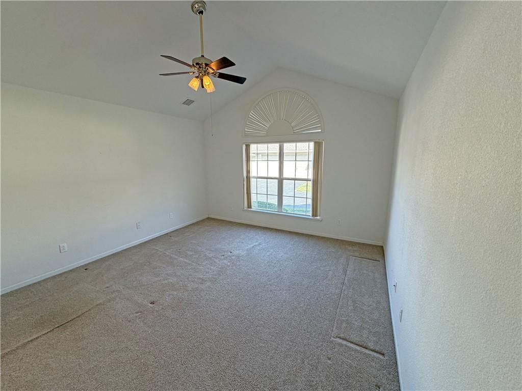 823 NE Devon Drive — photo 13