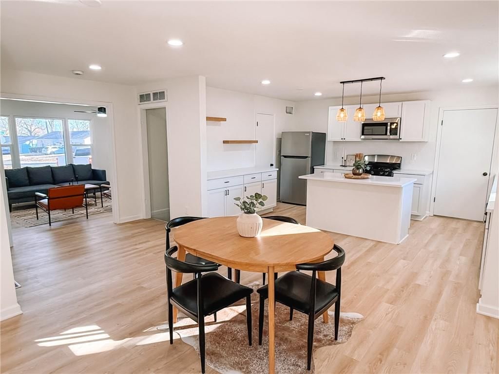 8910 Western Hills Drive — photo 14
