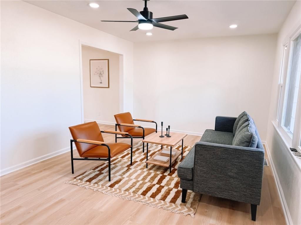 8910 Western Hills Drive — photo 18