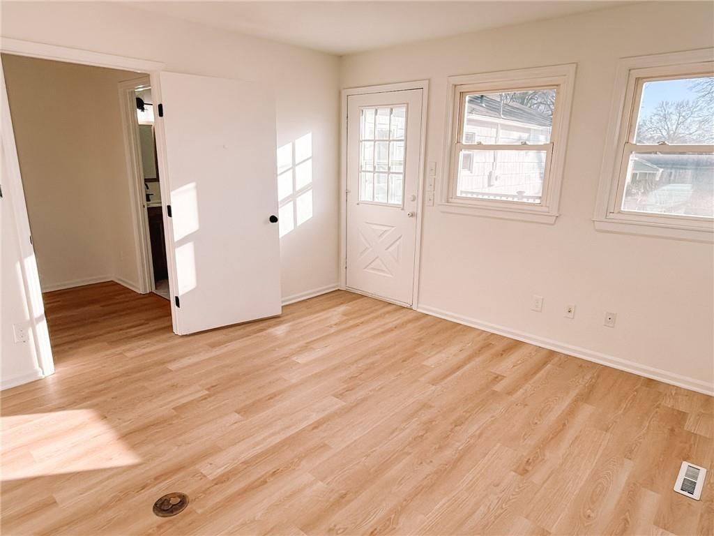 8910 Western Hills Drive — photo 27