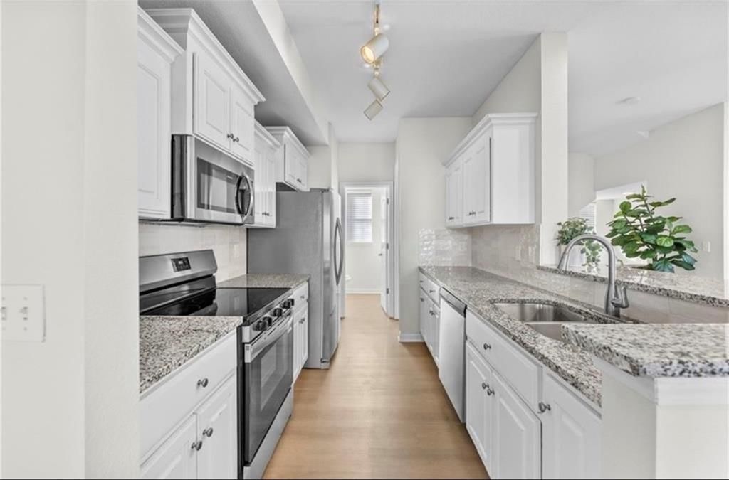 5245 Overland Drive — photo 15