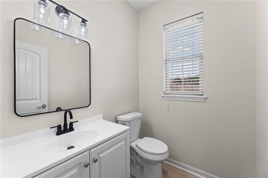 5245 Overland Drive — photo 16