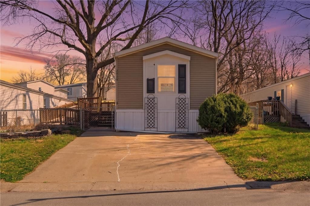 2015 Current Street — photo 2