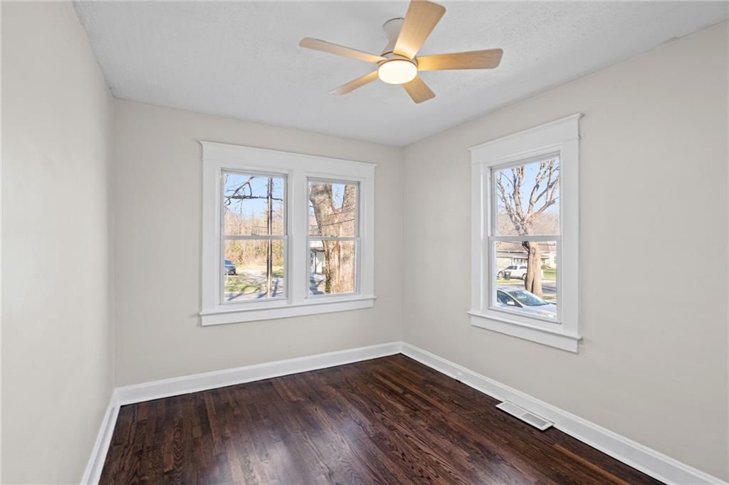 901 S Cottage Street — photo 16