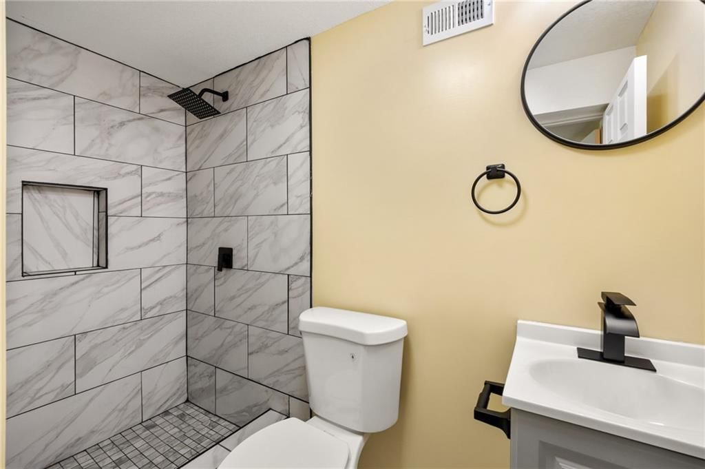 5520 TOPPING Avenue — photo 34