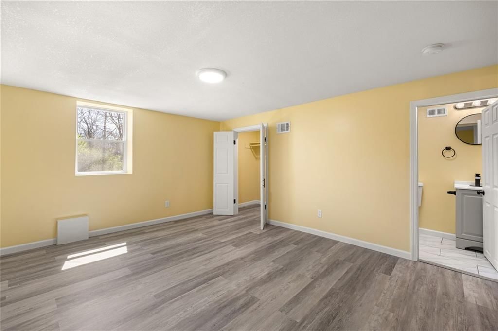 5520 TOPPING Avenue — photo 36