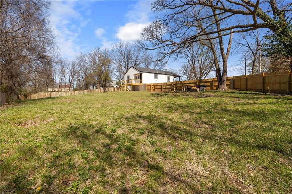 5520 TOPPING Avenue — photo 47