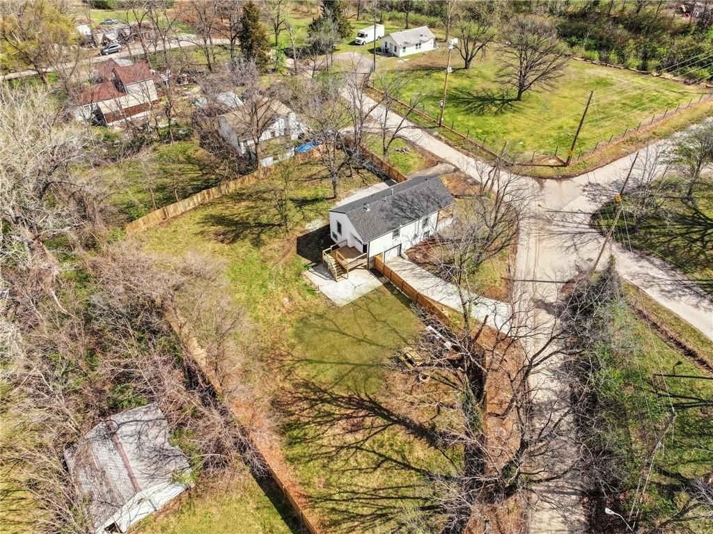 5520 TOPPING Avenue — photo 58