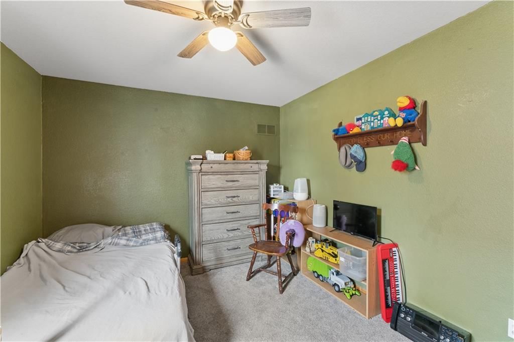 2132 E 26th Street — photo 22