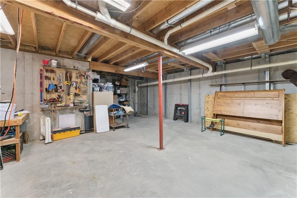 2132 E 26th Street — photo 27