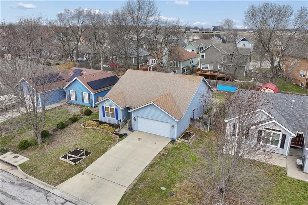 2132 E 26th Street — photo 35
