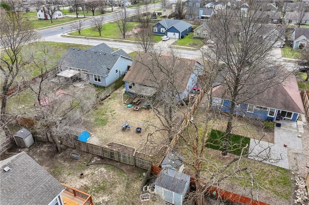 2132 E 26th Street — photo 37