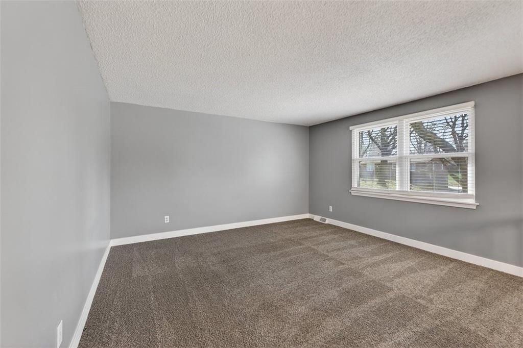 600 NE 114th Street — photo 9
