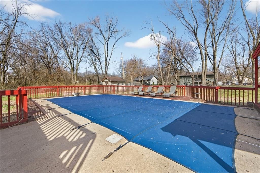 600 NE 114th Street — photo 37