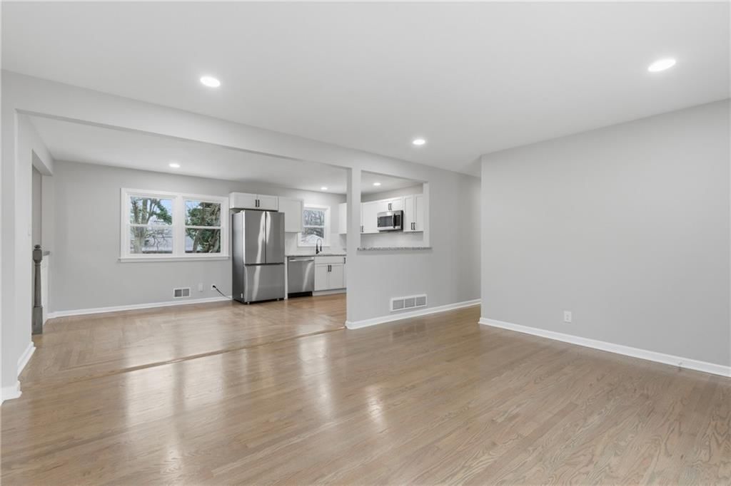 13413 Lowell Avenue — photo 4
