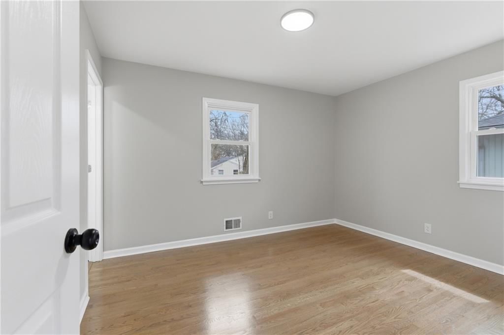 13413 Lowell Avenue — photo 17