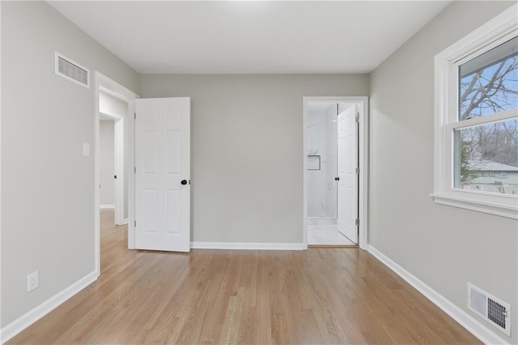 13413 Lowell Avenue — photo 18