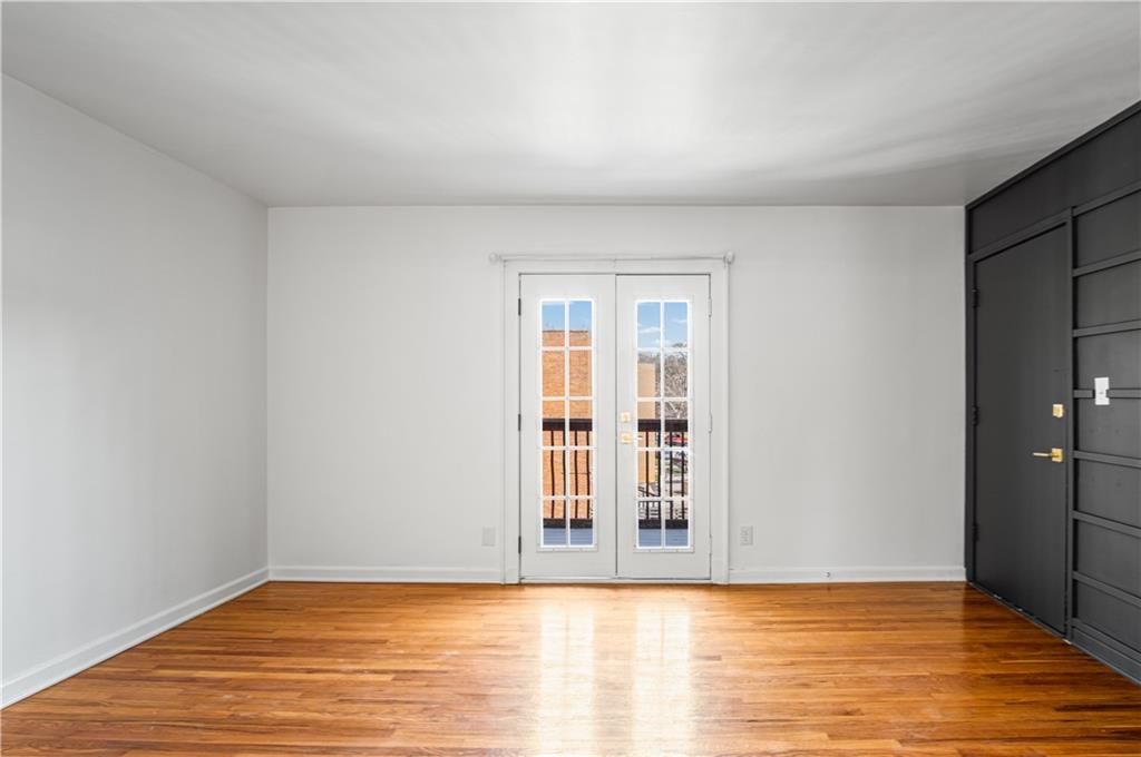 1207 W 45th Street — photo 5