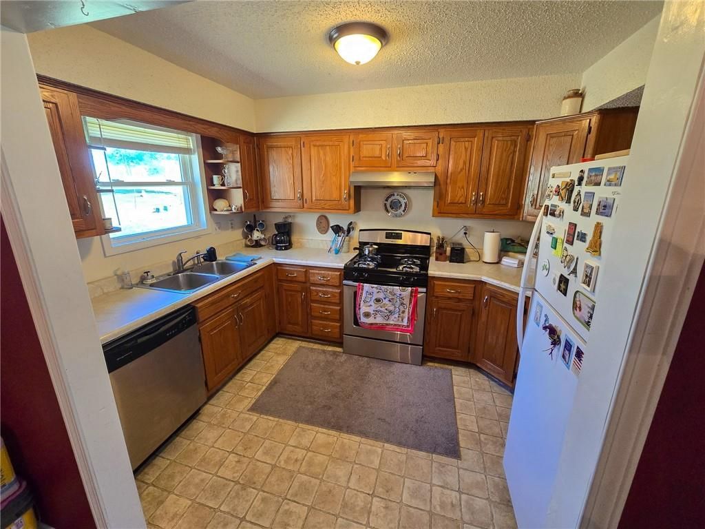 2206 N Swisher Drive — photo 8