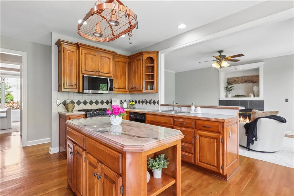 14412 PERRY Street — photo 16